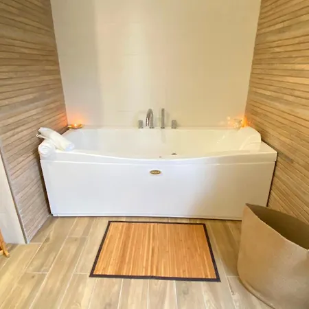 Cilento Mare Jacuzzi アグローポリ