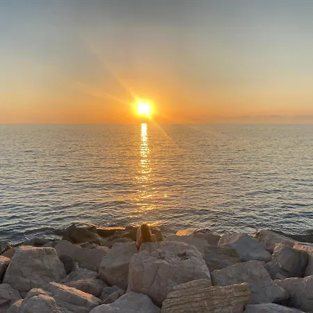 Cilento Mare Jacuzzi 4* Агрополи