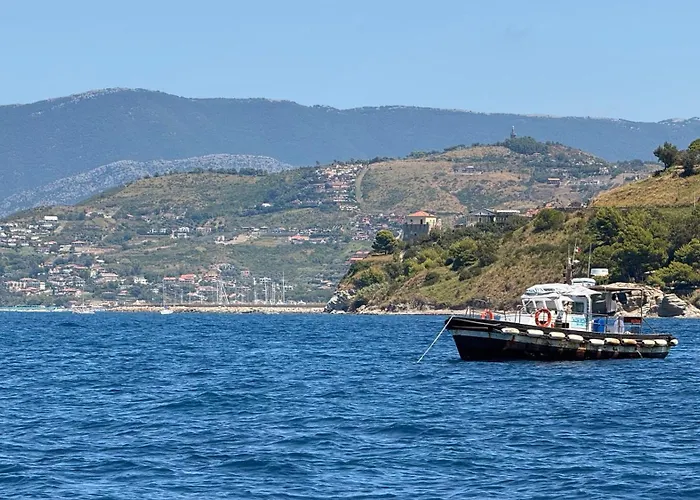 Cilento Mare Jacuzzi Агрополи